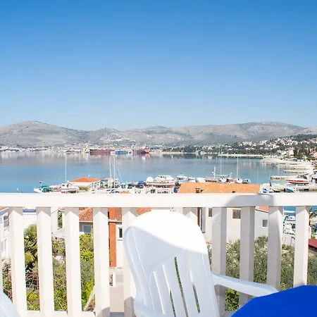 Snjezana Apartament Trogir