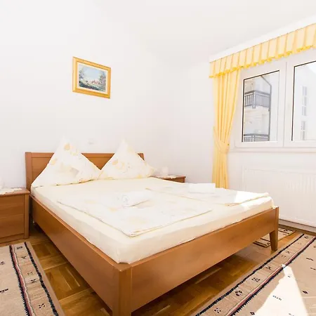 Snjezana Trogir